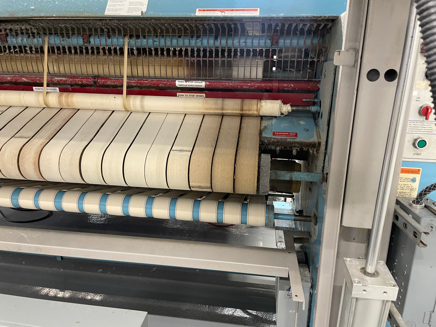 Chicago Ironer GX24-120-R with OPL Feeder