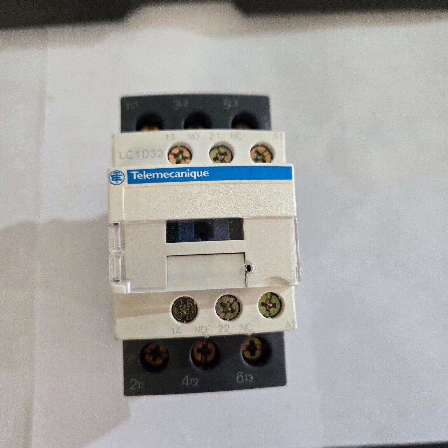 Telemecanique LC1D32B7