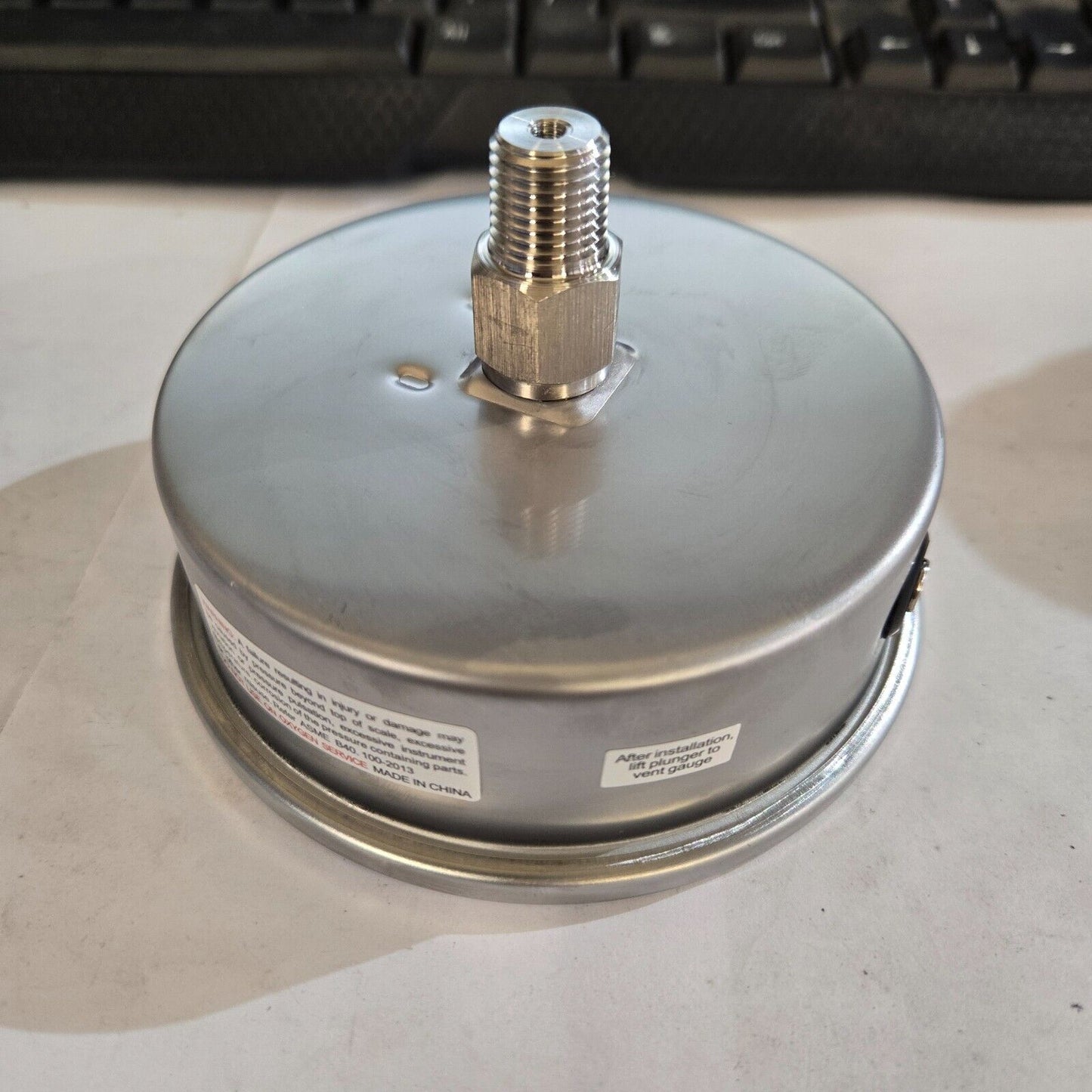 WINTERS Industrial Pressure Gauge: 0 to 5,000 psi, 4 in Dial