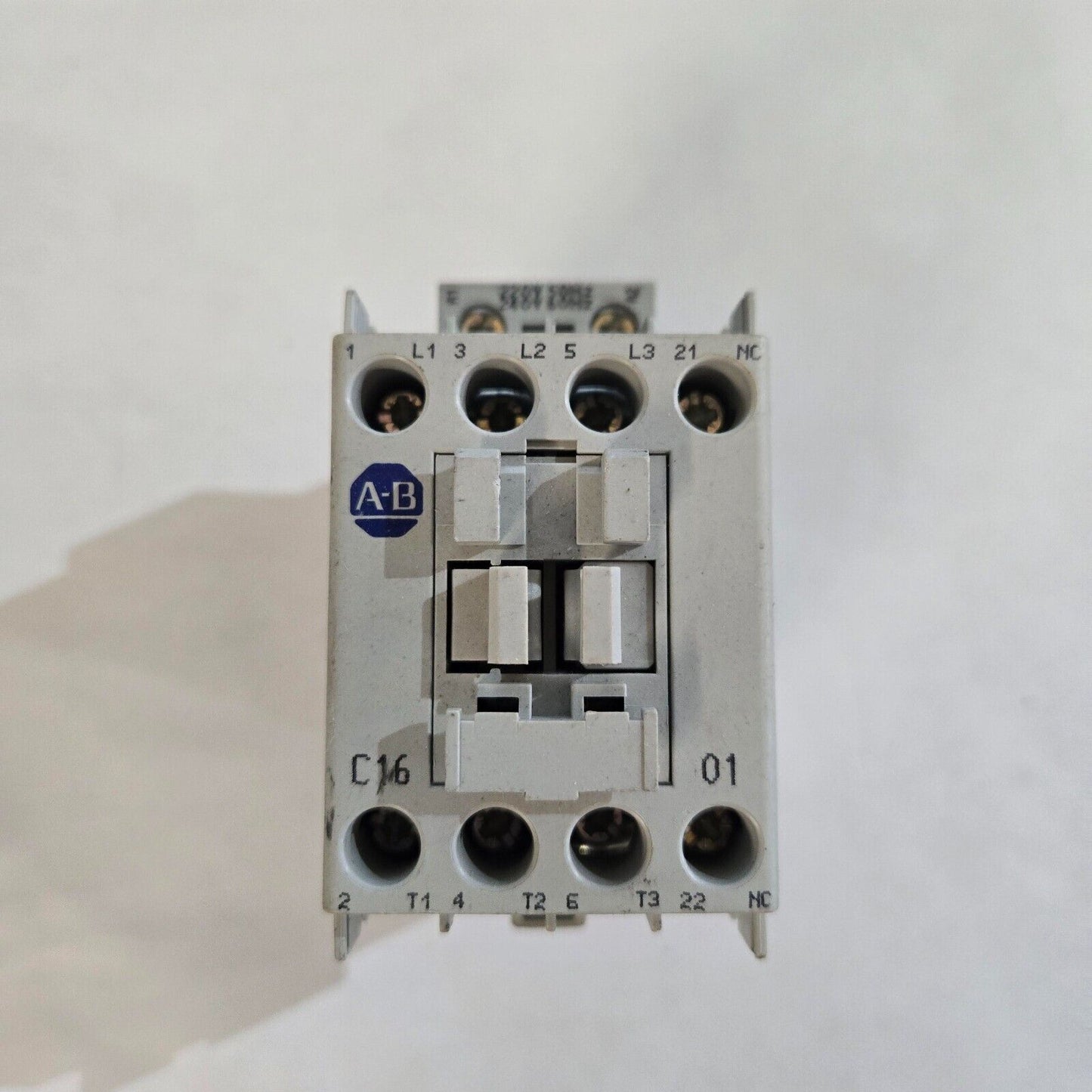 Allen Bradley 100-C16*01