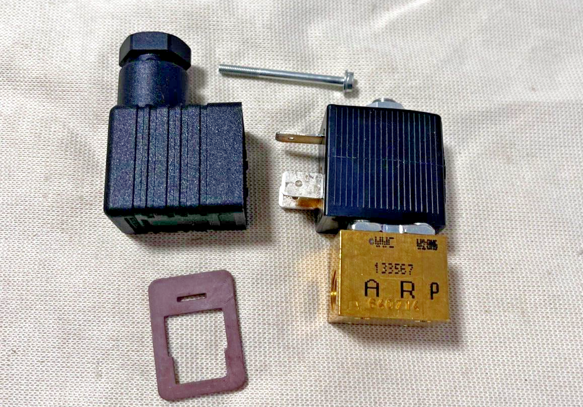 96R301B37 - 1/8Airpilot 3W Nc 120V50/60 - Pellerin Milnor