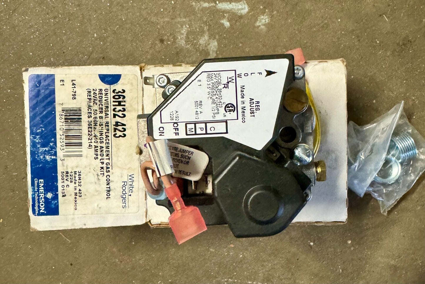 White Rodgers 36H32 423 3/4" 36H Natural Gas Valve