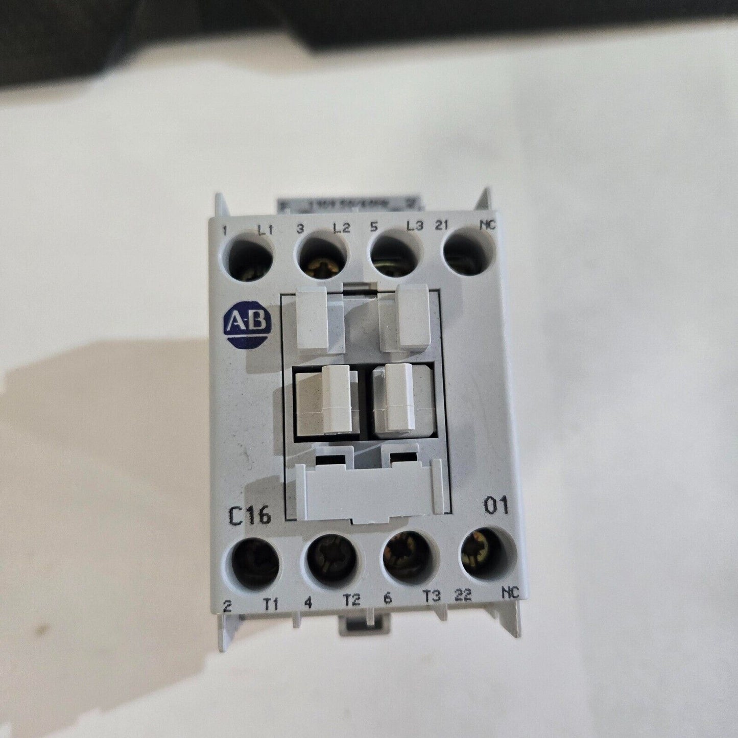 Allen-Bradley 100-C16*01