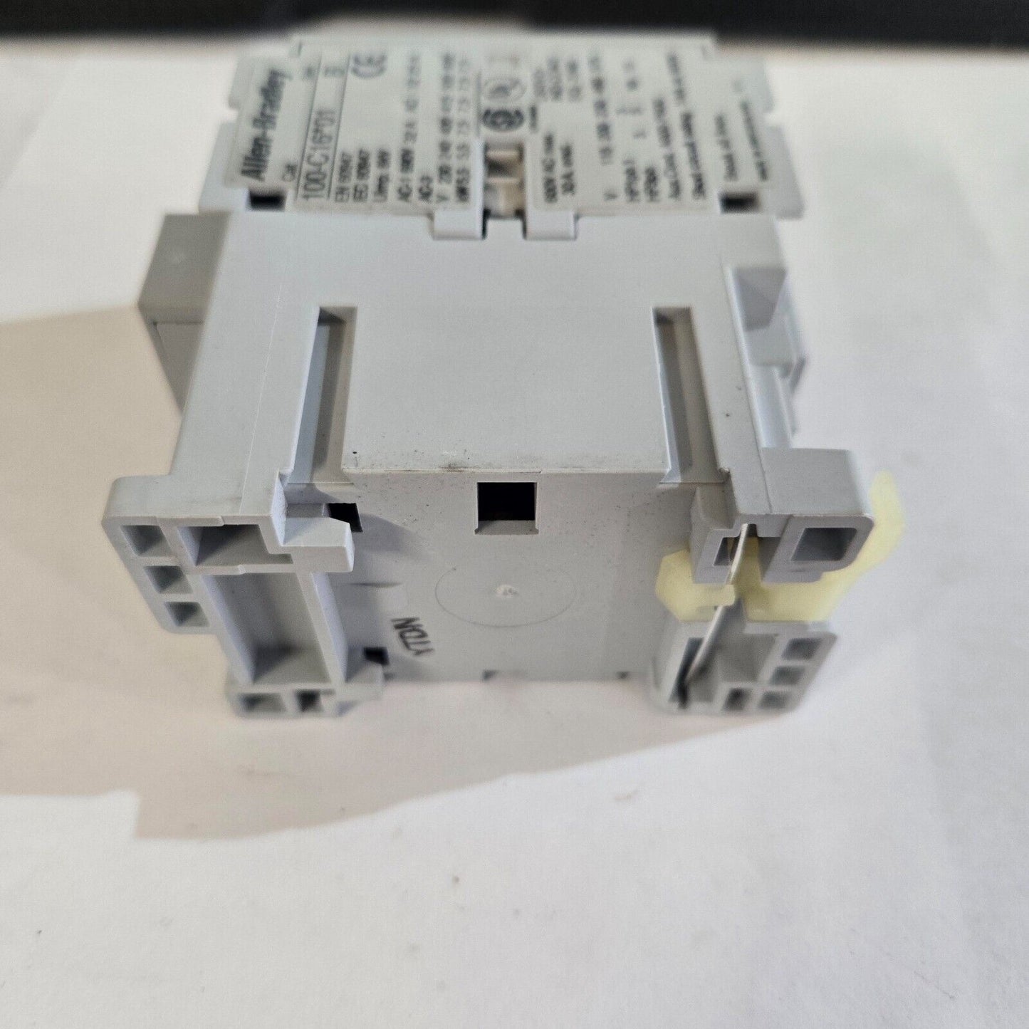 Allen-Bradley 100-C16*01