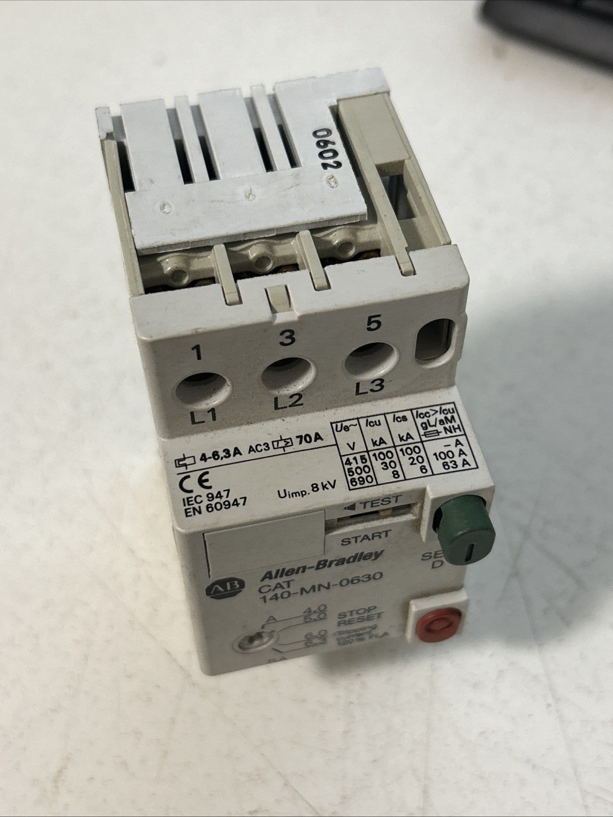 9053864