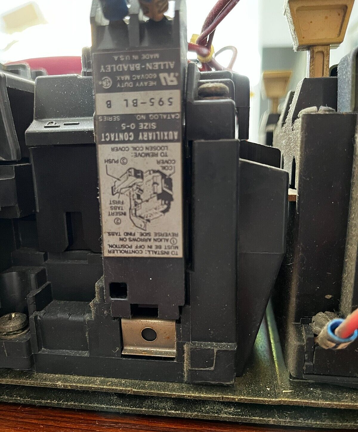 520F-COD 2 speed Contactor, G A Braun part # E02300006