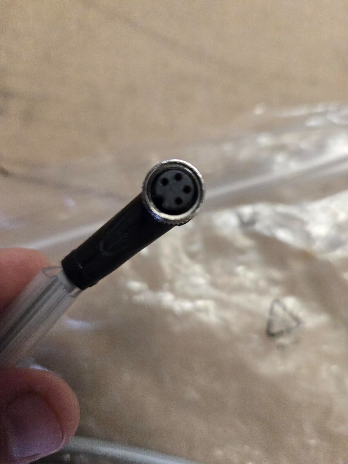 New Pepperl Fuchs V31-WM-2M-PVC