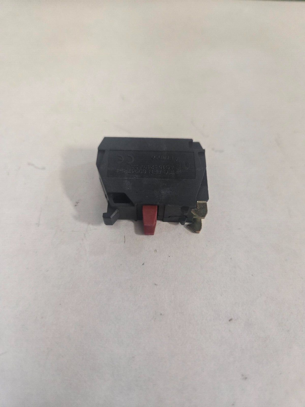 Telemecanique ZBE-102 NC