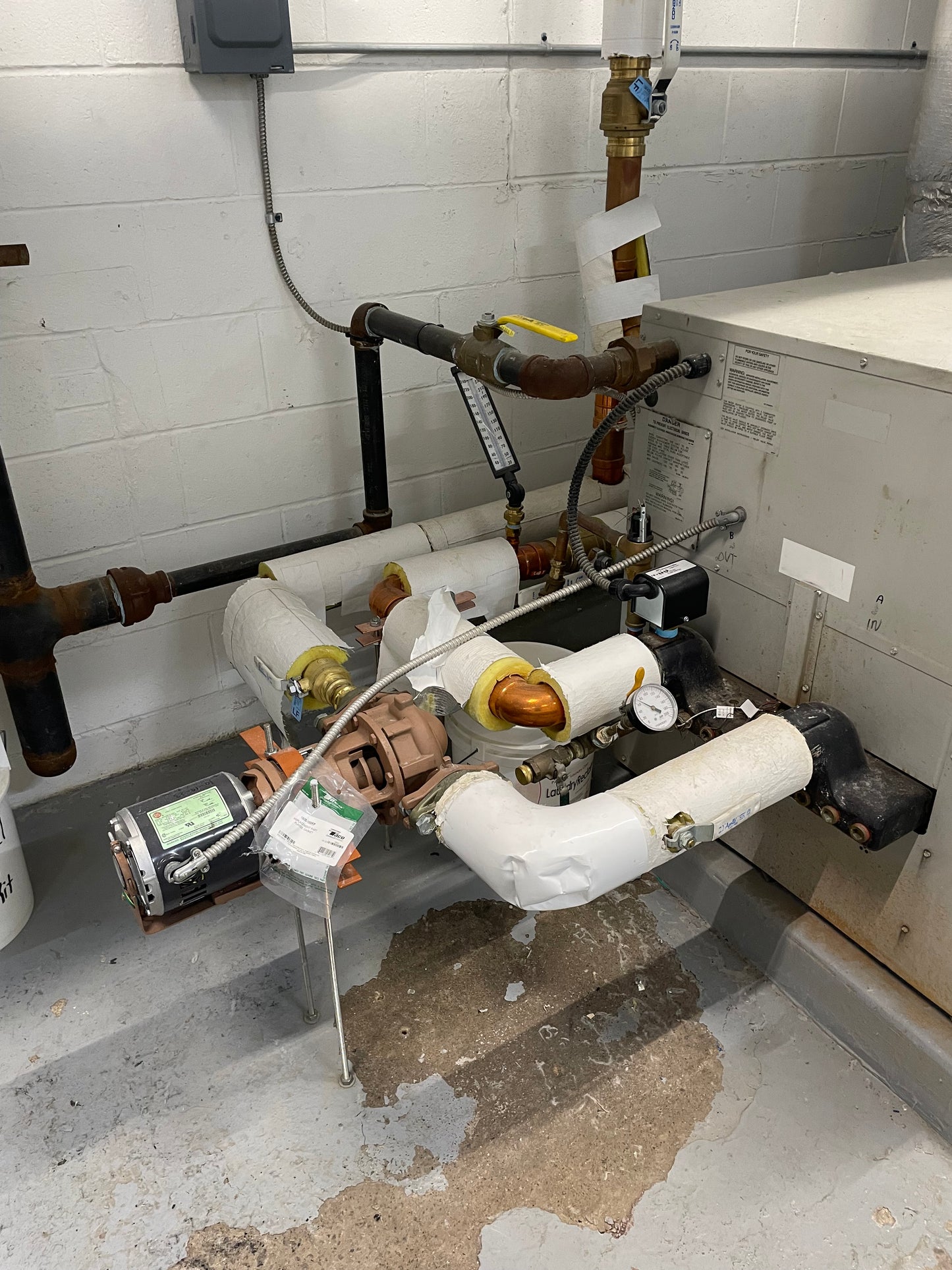 Hamilton HVDN1260 Hot Water Heater