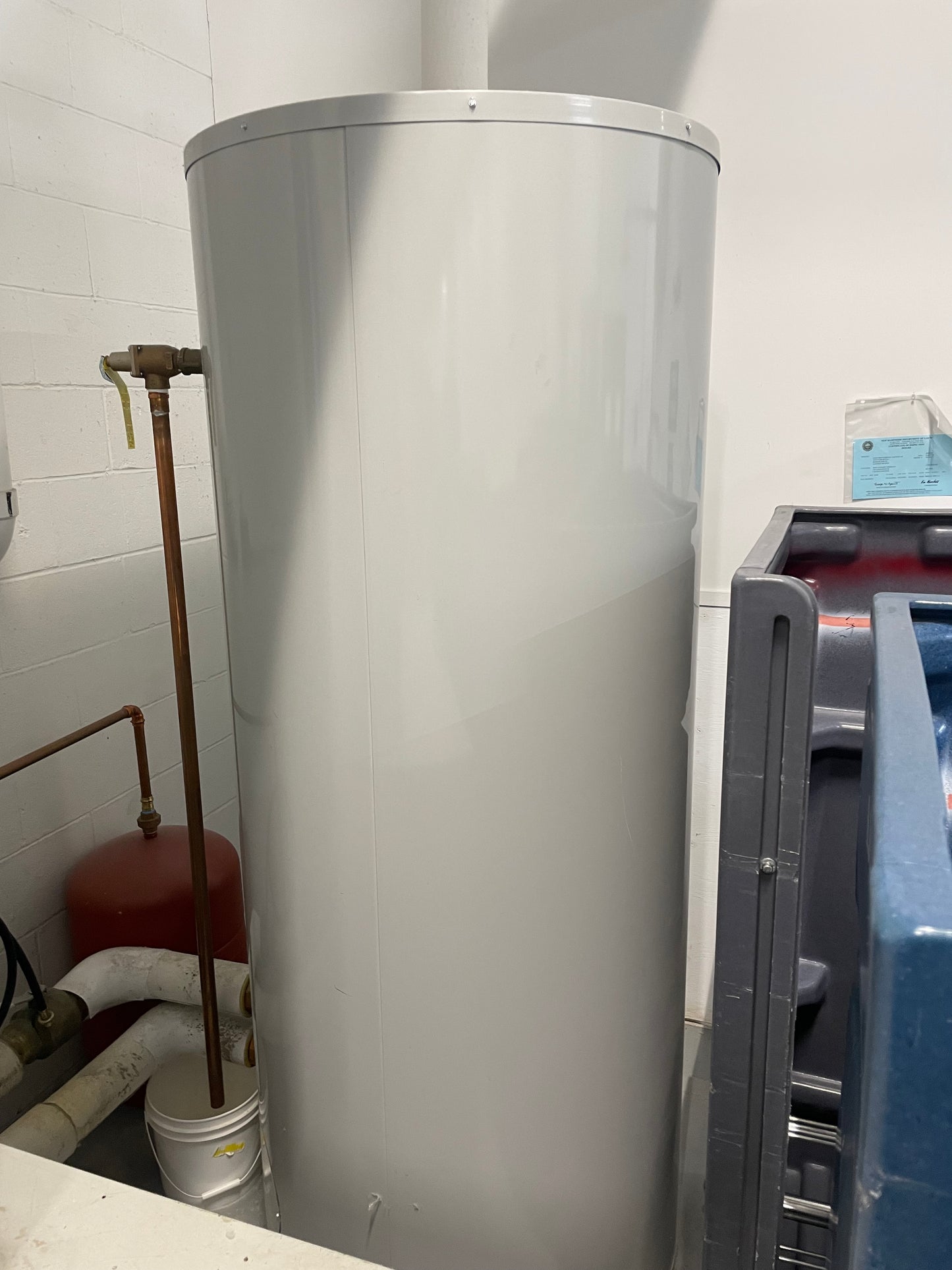 Hamilton HVDN1260 Hot Water Heater