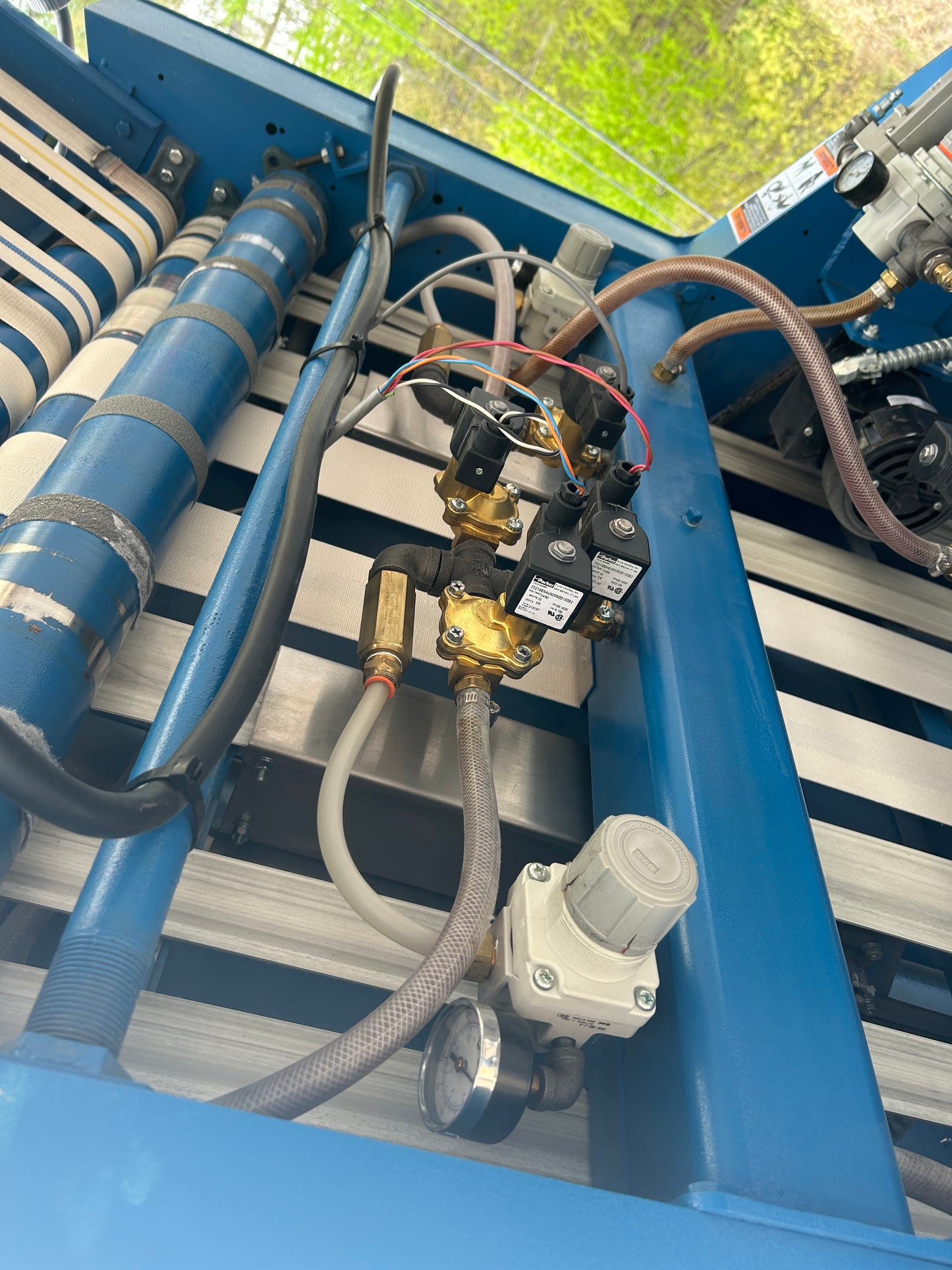 Chicago Air Towel Folder