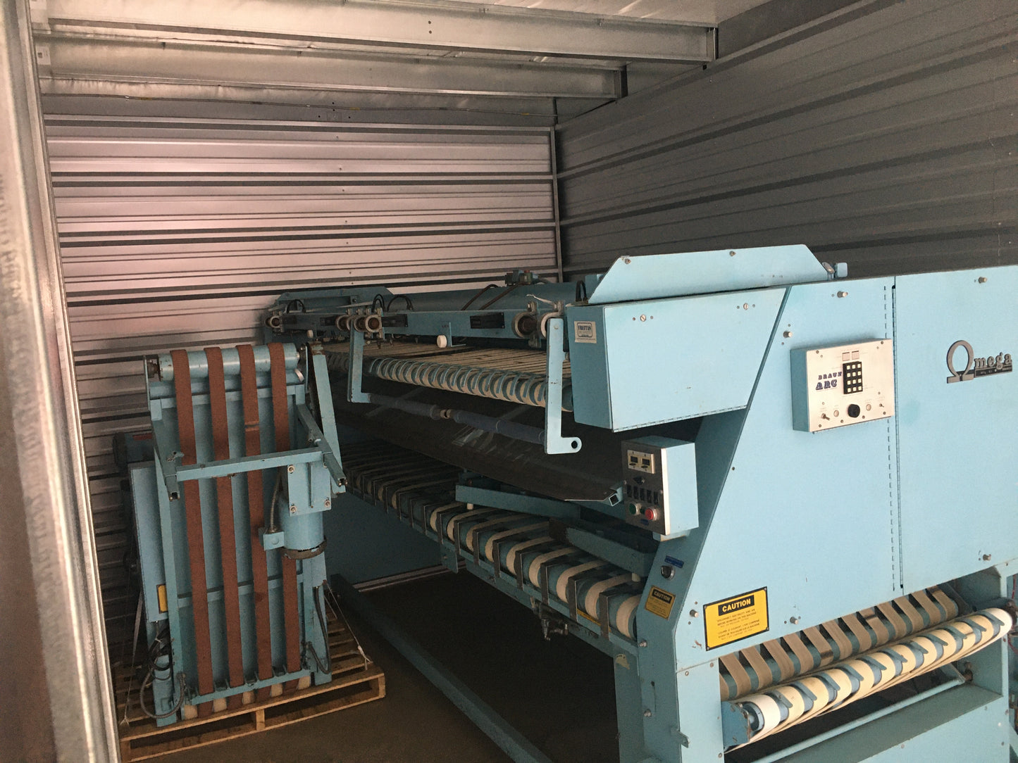 GA Braun Omega Folder 1989 4 Lane w. 4 Lane Small Piece Accumulator