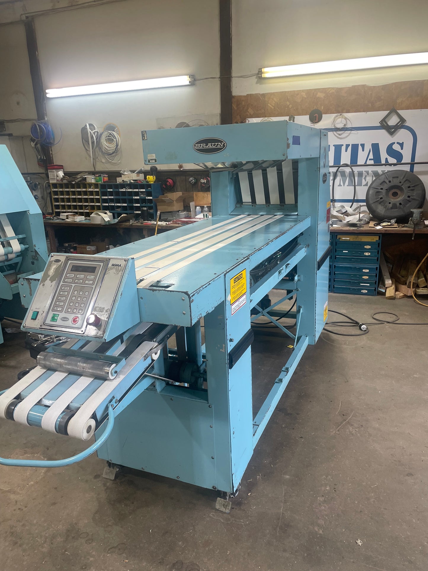 GA Braun Sigma Towel Folder