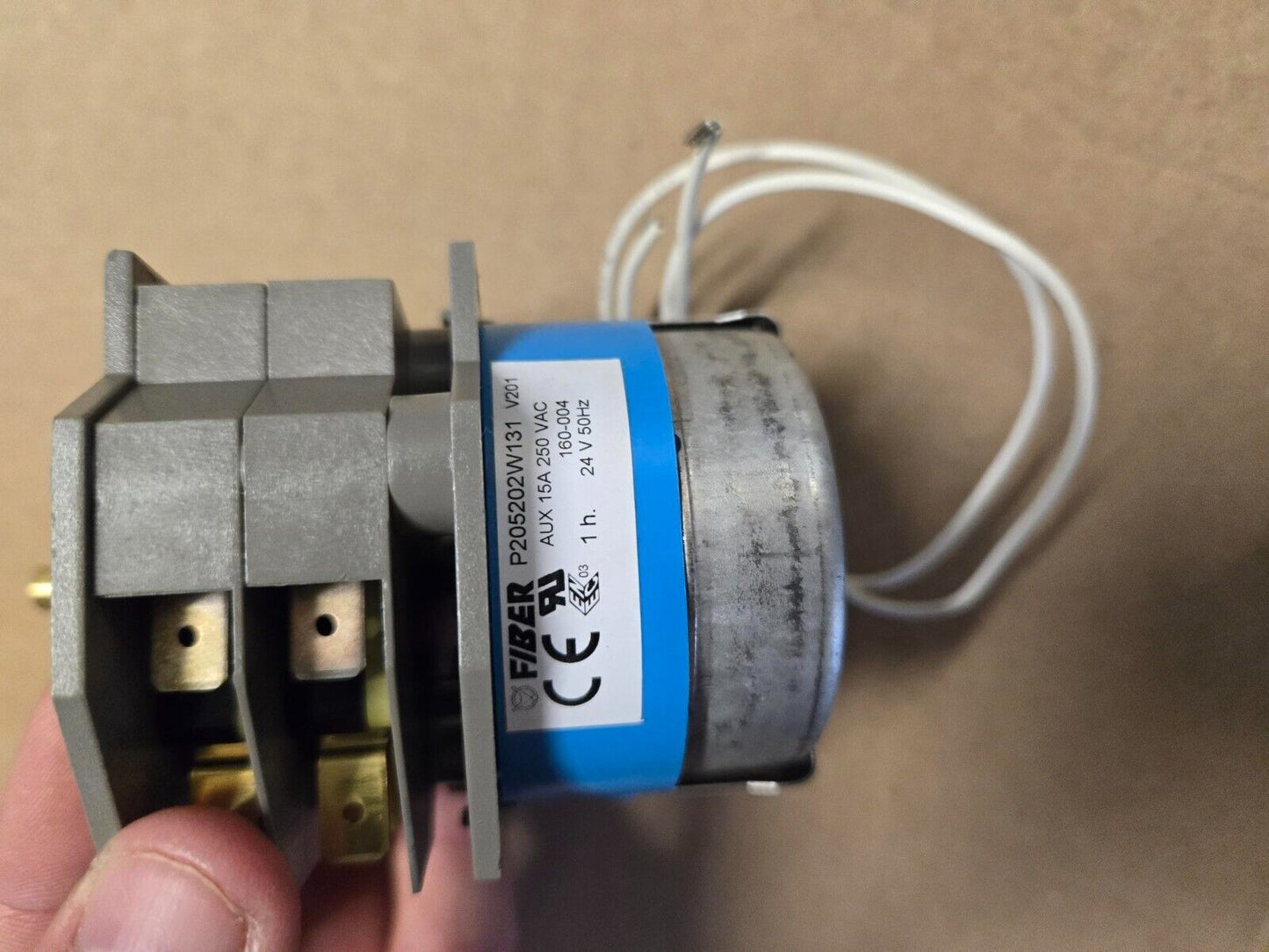 New Fiber M51B20L0000 P205202W131 Gearmotor 24V