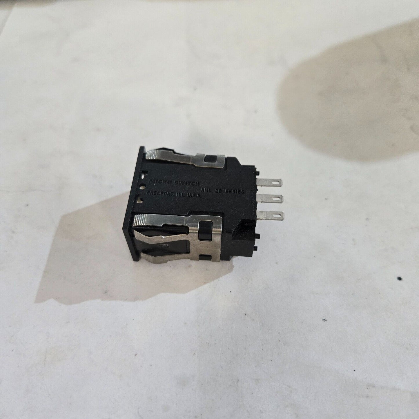 Microswitch 022500004