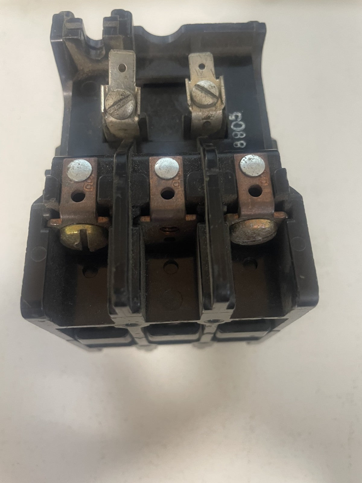 8850258