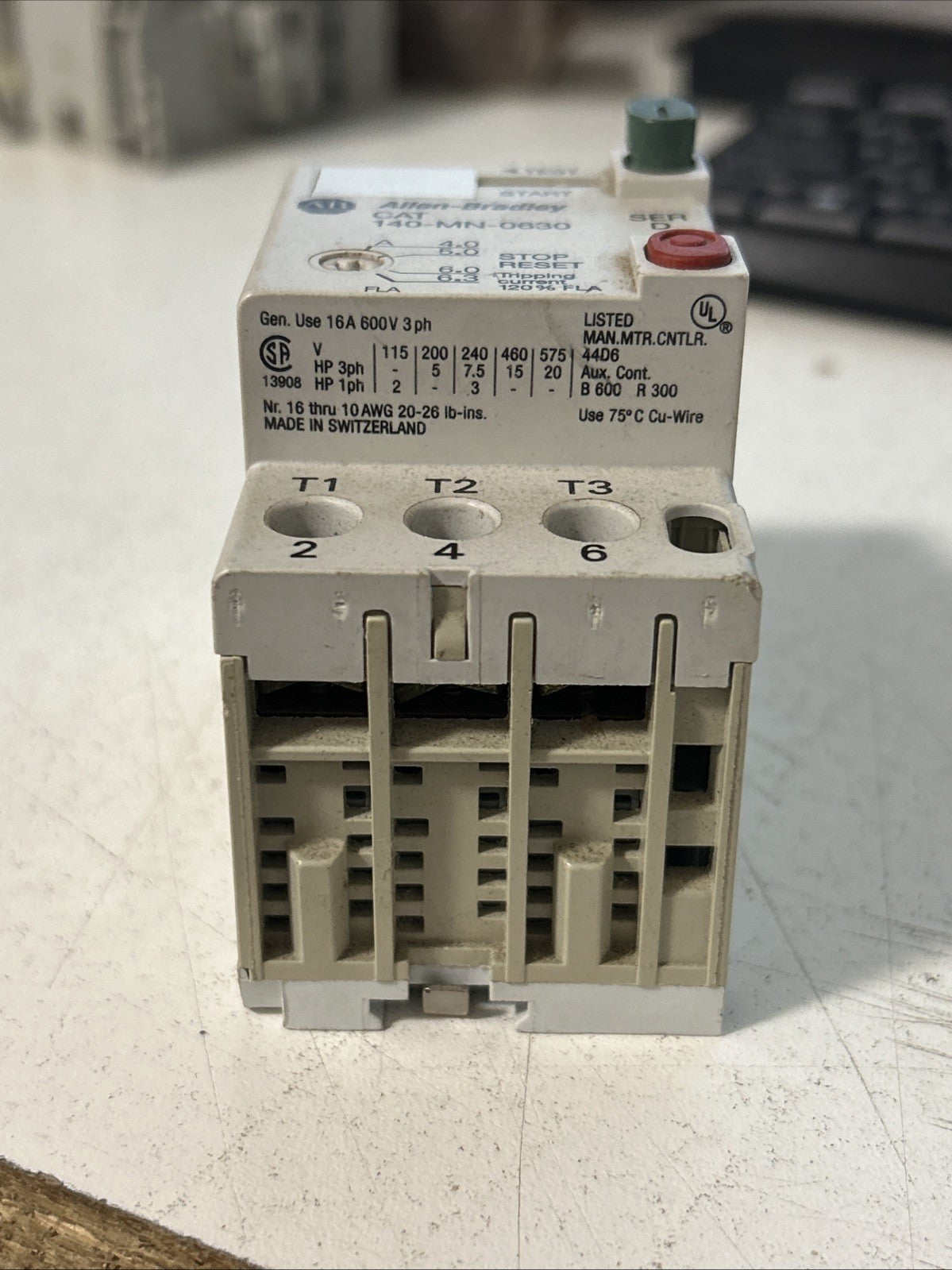 9053864