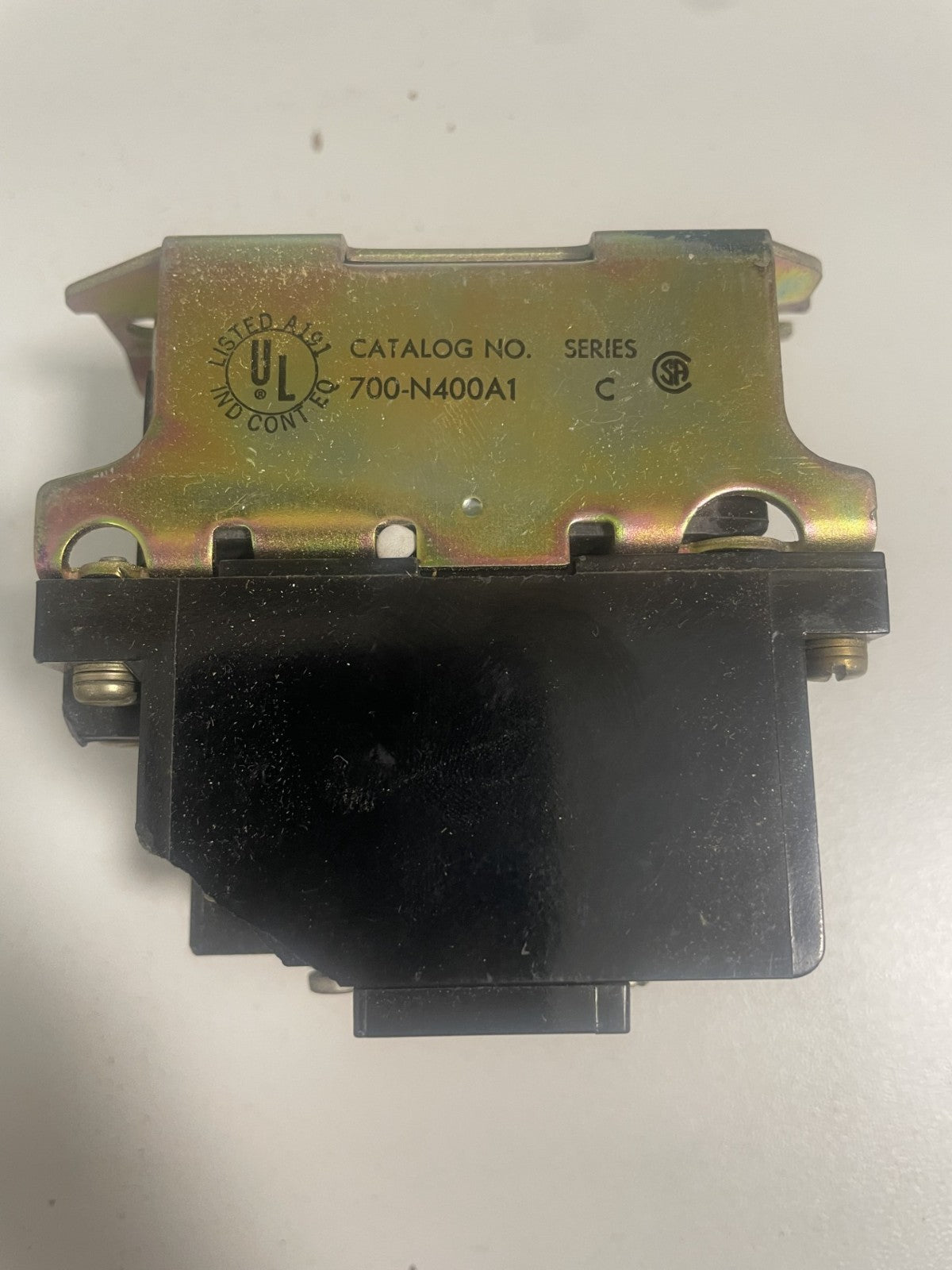 8850302
